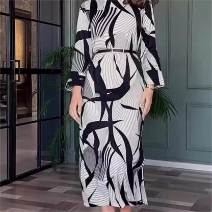 Rochie elegantă rotundă cu gât elastic și curea